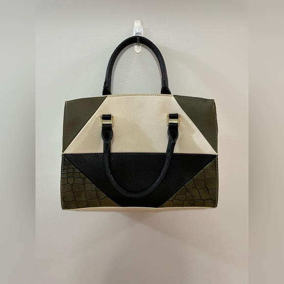 Charming Charlie White Color Block Structured Handbag - Picture 1 of 7
